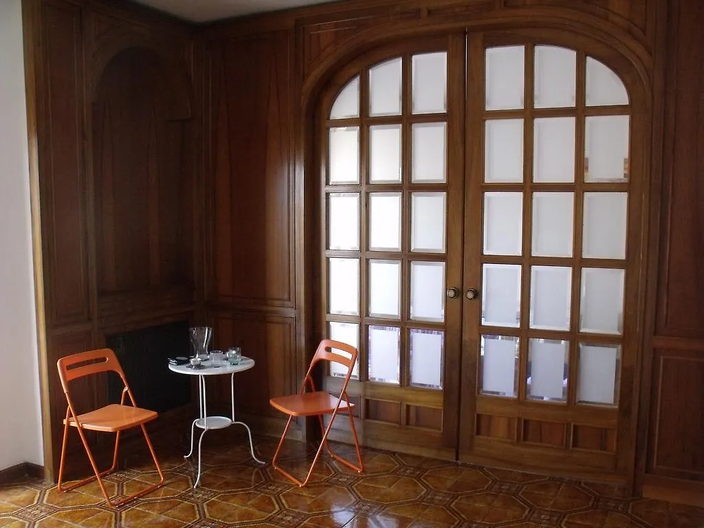 A Tre Passi Dal Centro Hotel Palermo Guest house