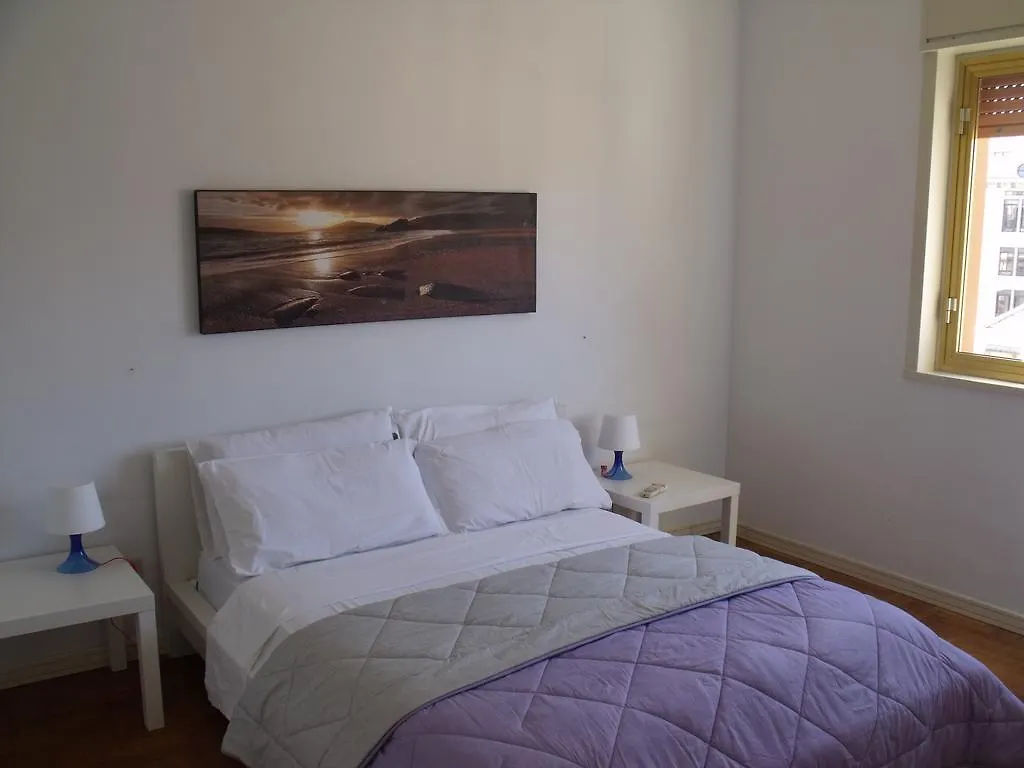 A Tre Passi Dal Centro Hotel Palermo 0*,