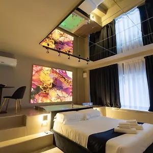 Maximum Exclusive & Guest house