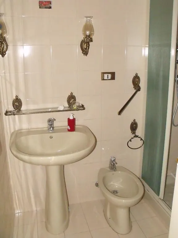 Guest house A Tre Passi Dal Centro Hotel Palermo